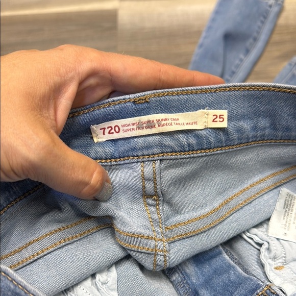720 Levi's Blue super High Rise Jeans skinny crop size 25 - Picture 2 of 11